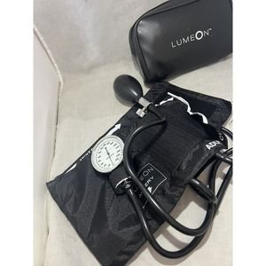 New LUMEON ADULT Deluxe Adjustable Aneroid Sphygmomanometer - Latex-Free, #1774